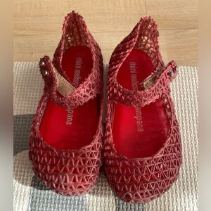 Mini Melissa Campana